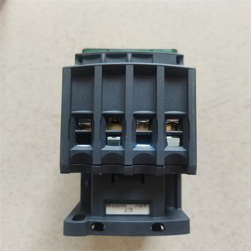 接觸器 LC1D258E7C (5)